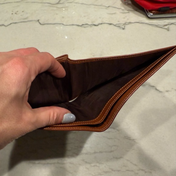 Authentic Brurberry Vintage Bifold Wallet in Haymarket Check - Picture 10 of 16